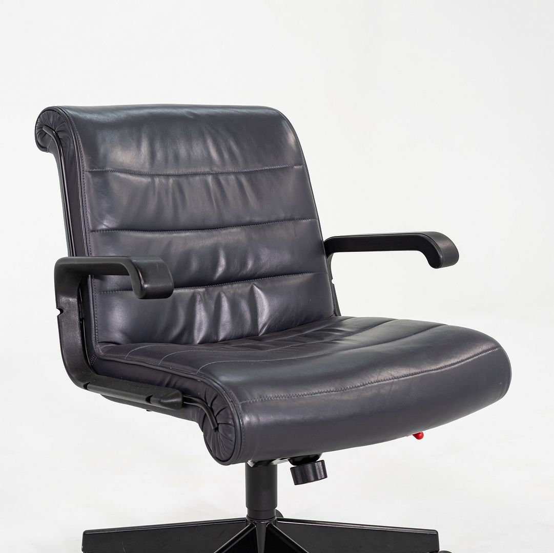 Management Desk Chair