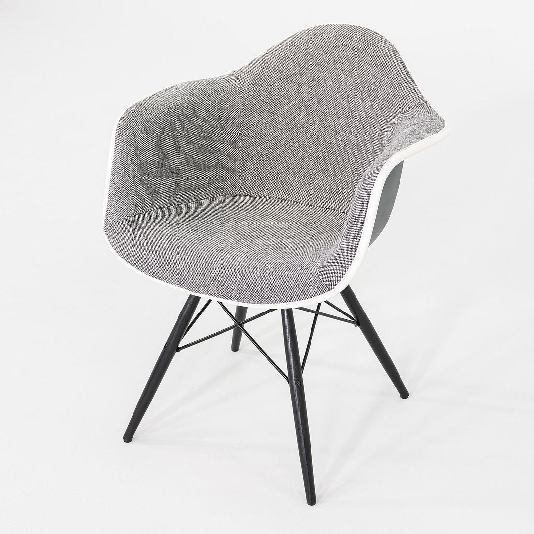 DAW Chair
