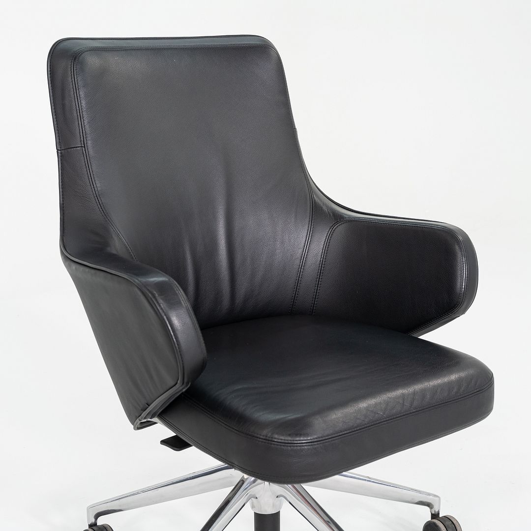 Grand Executive Lowback
