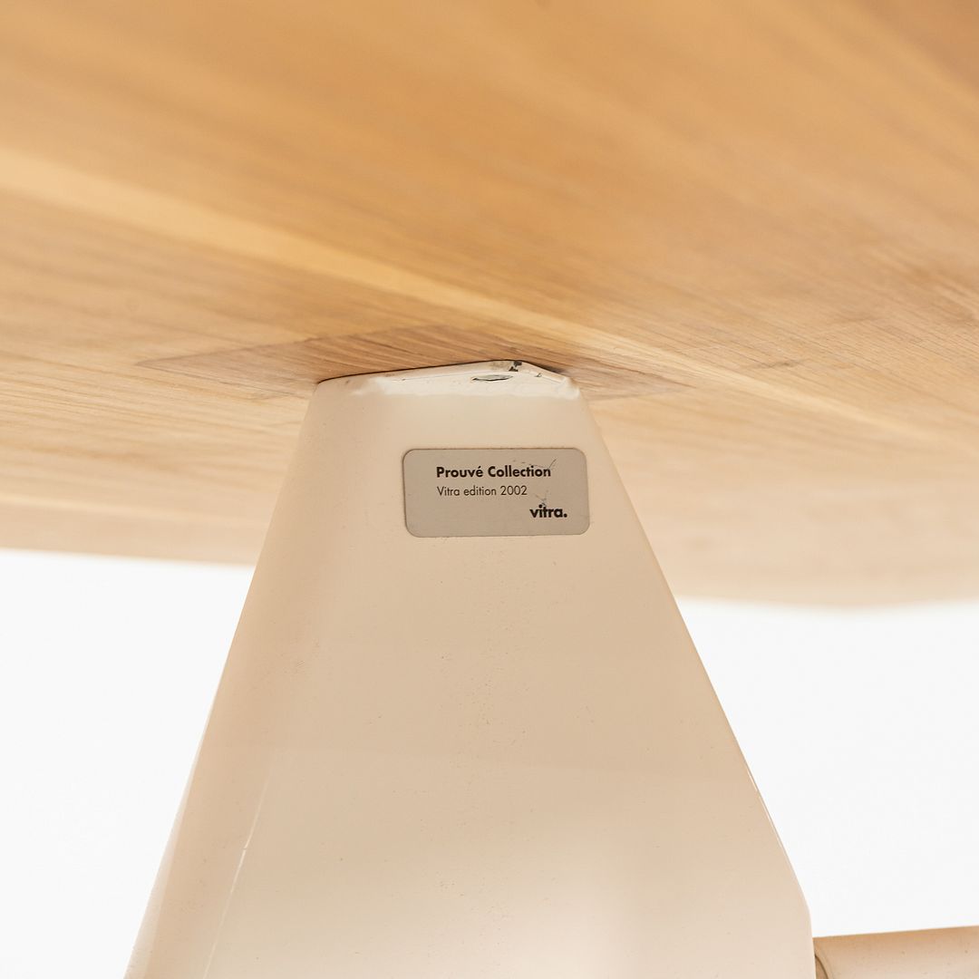 EM Dining Table