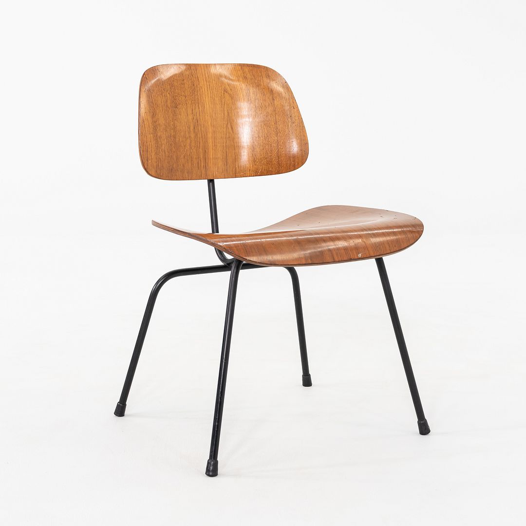 DCM Chair