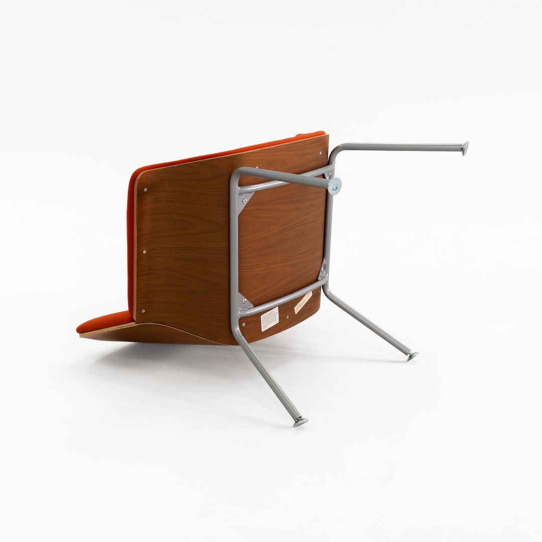 Swoop Lounge Chair