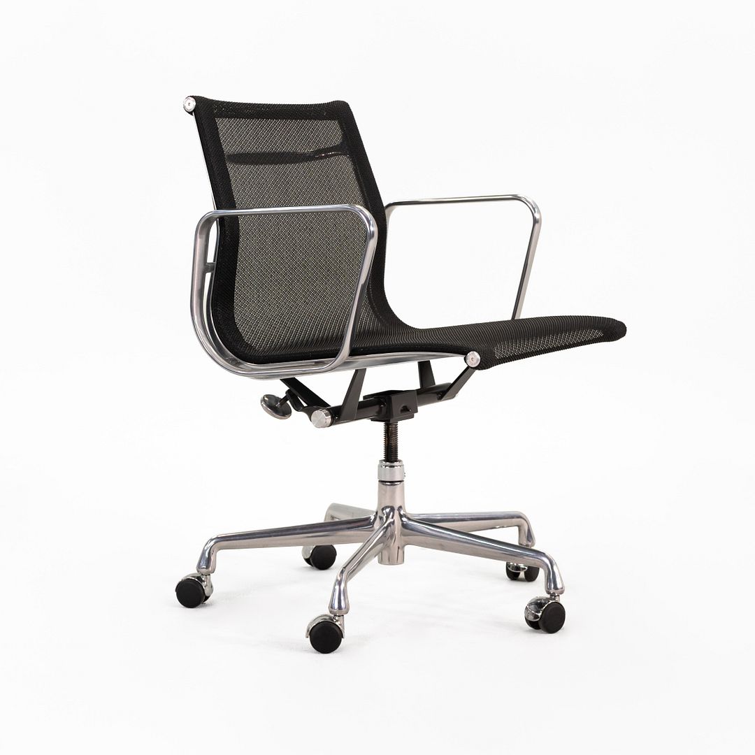 Aluminum Group Management Chair, Model EA335