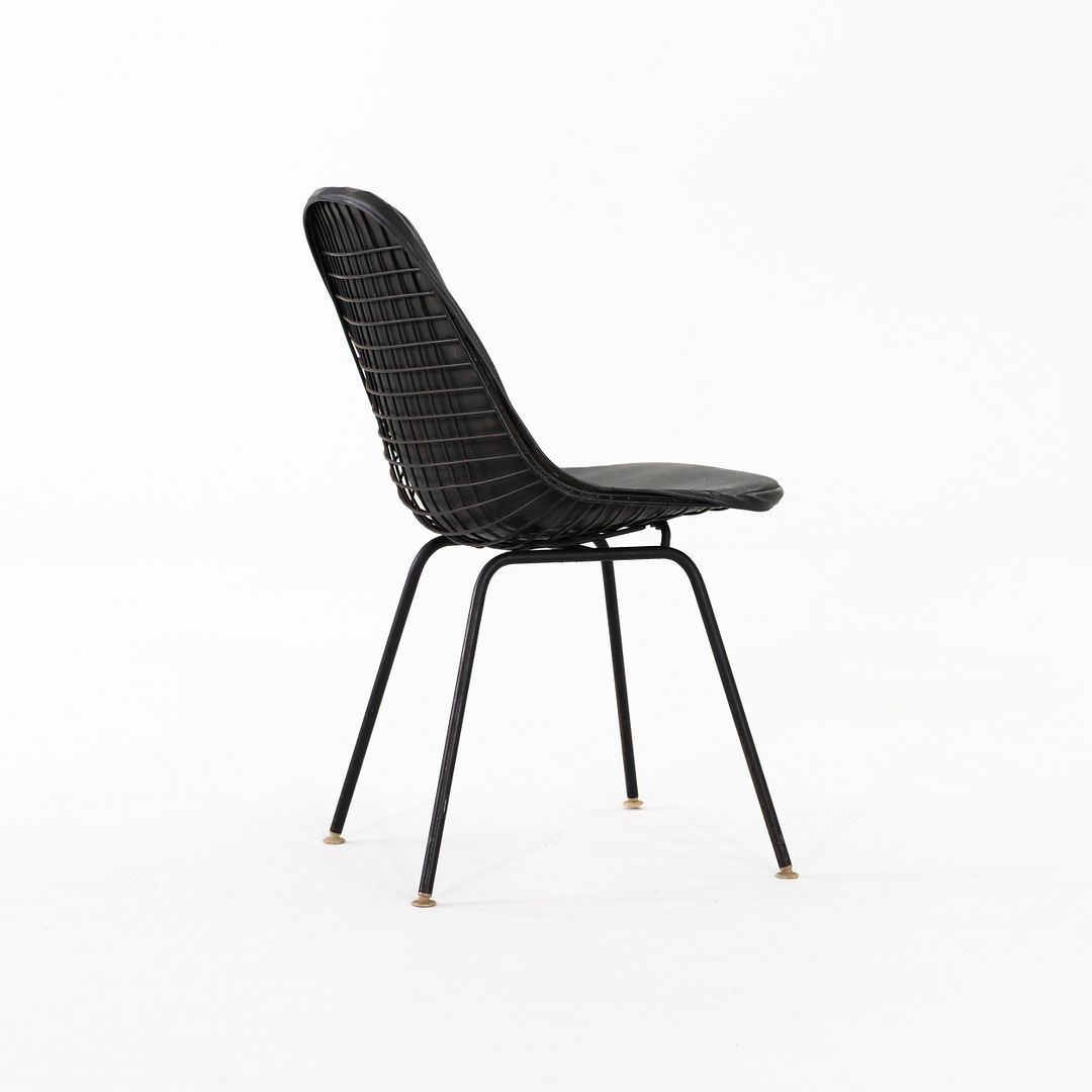 DKX-1 Chair