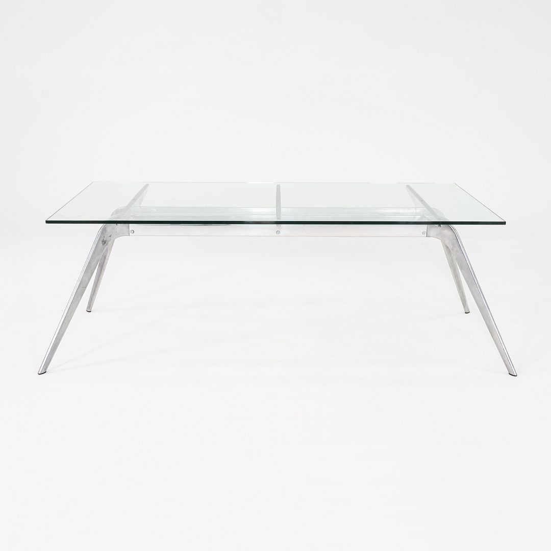 T No.1 Table