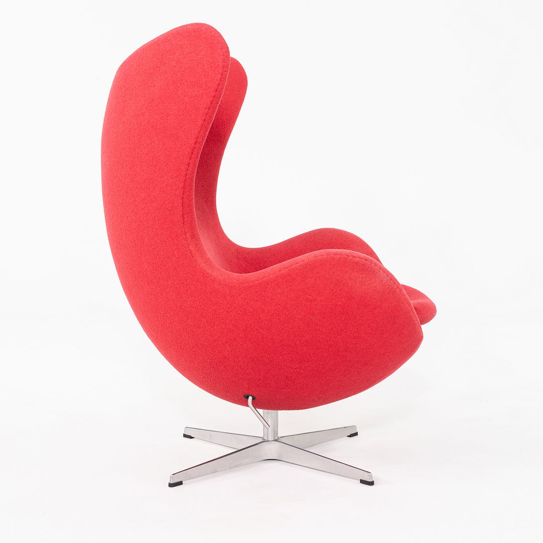 Egg Chair and Ottoman