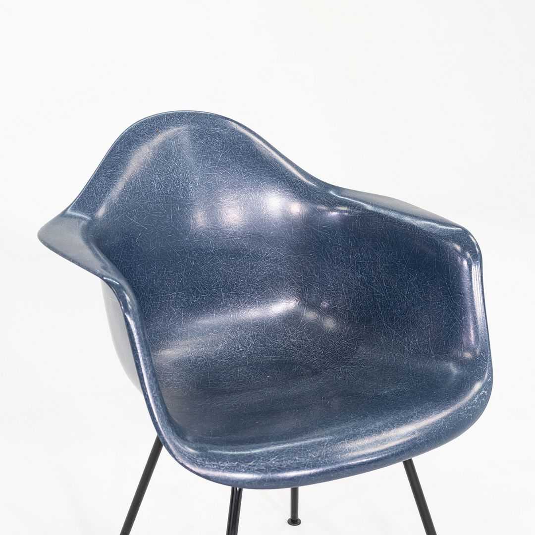DAX Chair