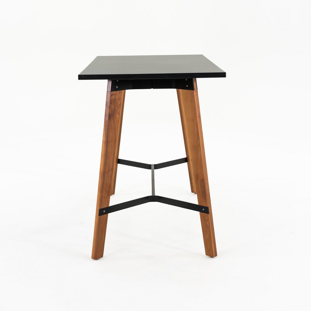Pila High Bar Table