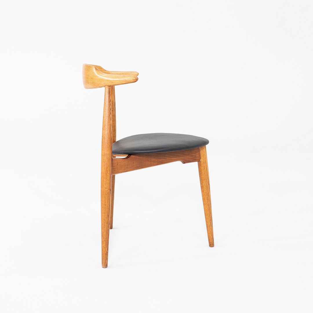 FH4103 Heart Chair