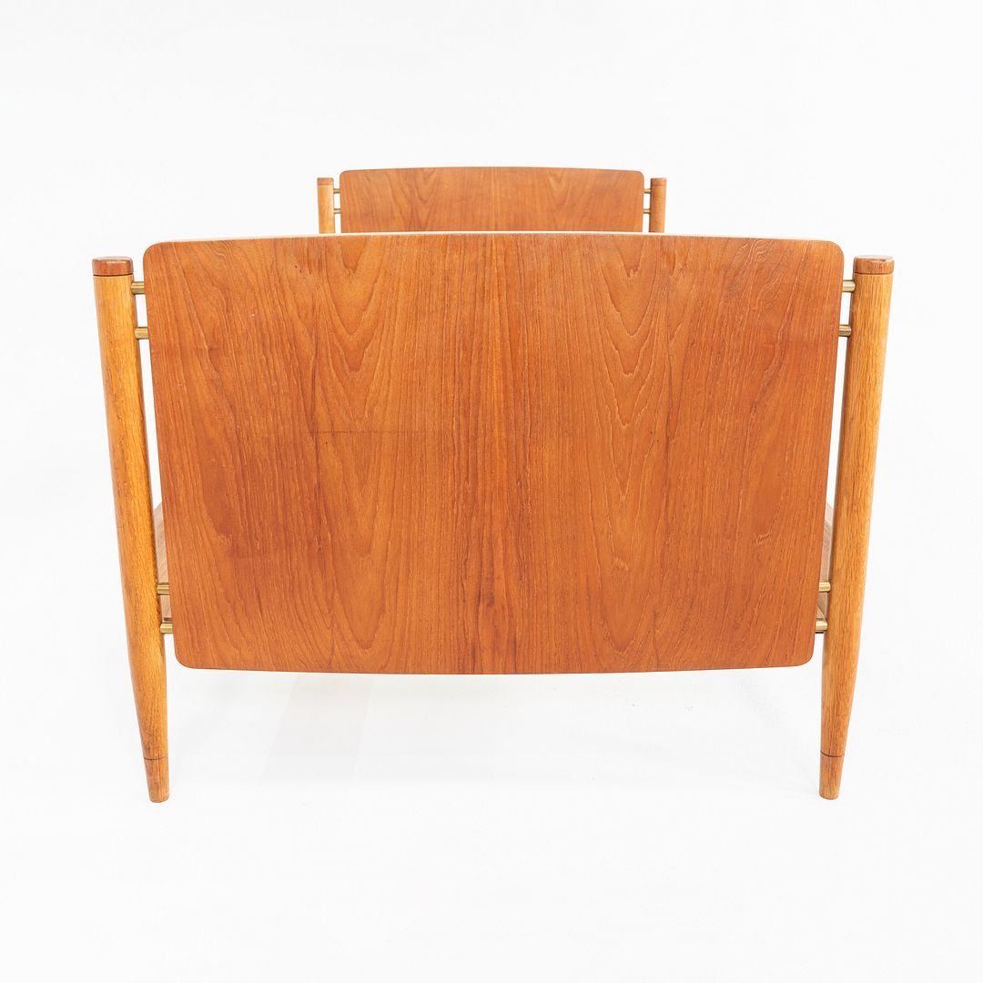 Twin Bed