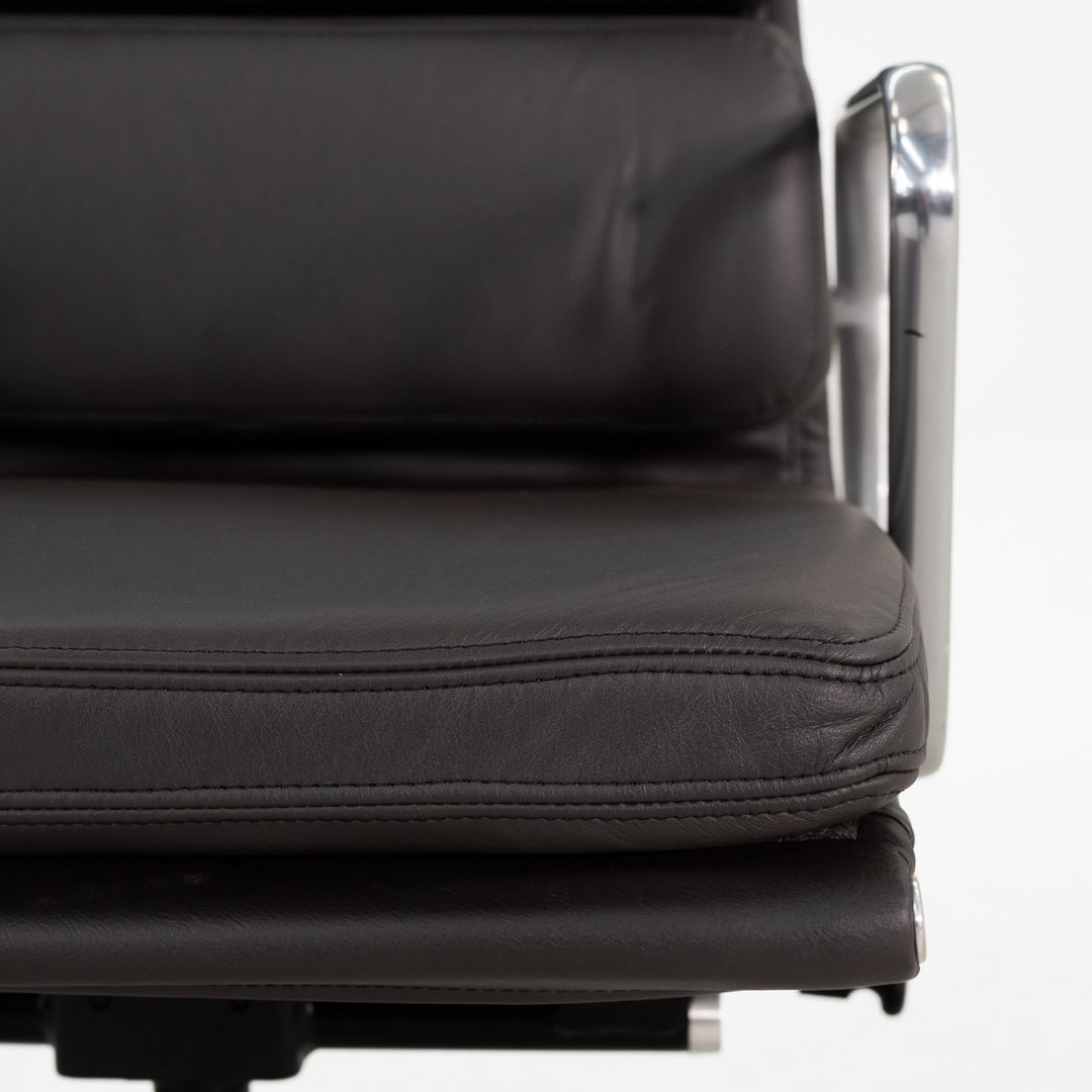 Aluminum Group Soft Pad Management Desk Chair, Model EA435