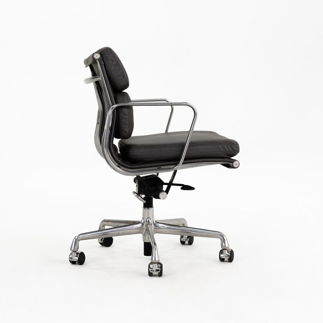 Aluminum Group Soft Pad Management Desk Chair, Model EA435