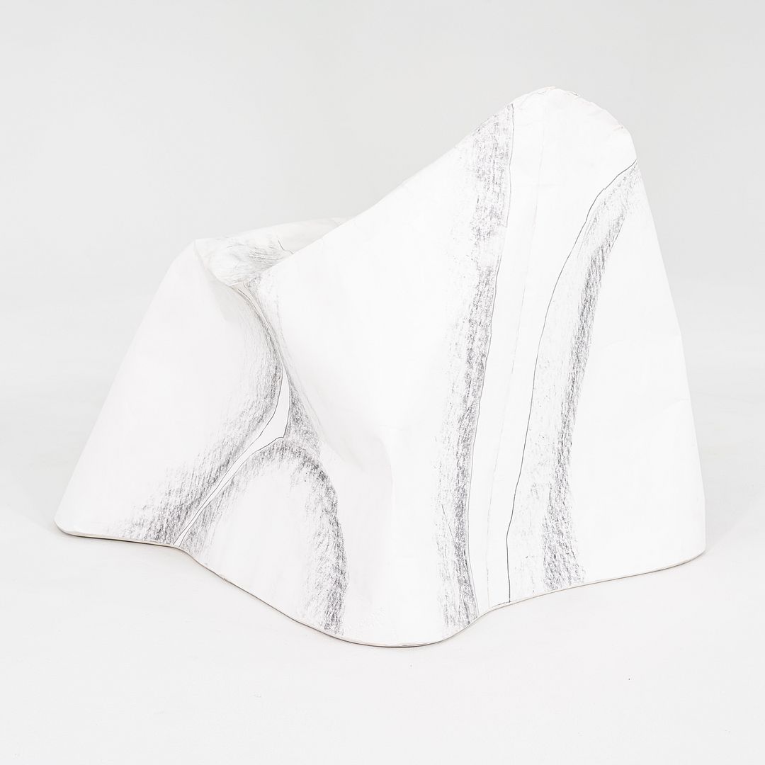 Paper Chair, Curves and Swerves