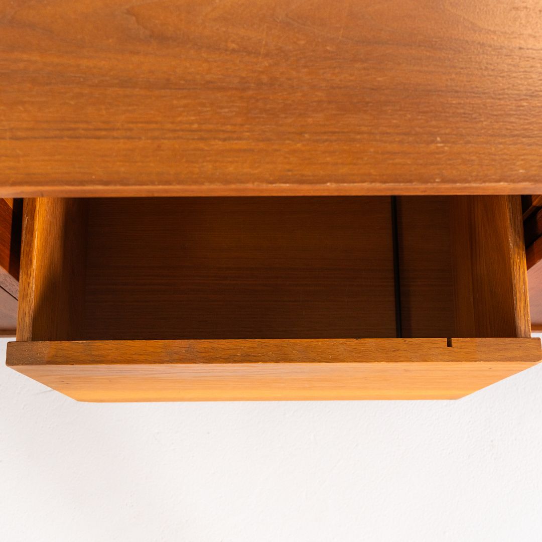 Florence Knoll 541 Credenza