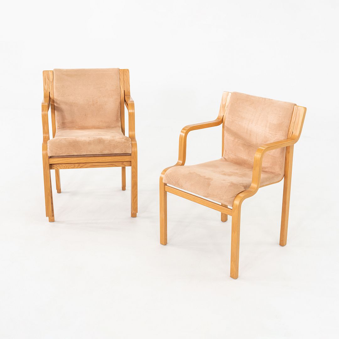 Opalen Chair