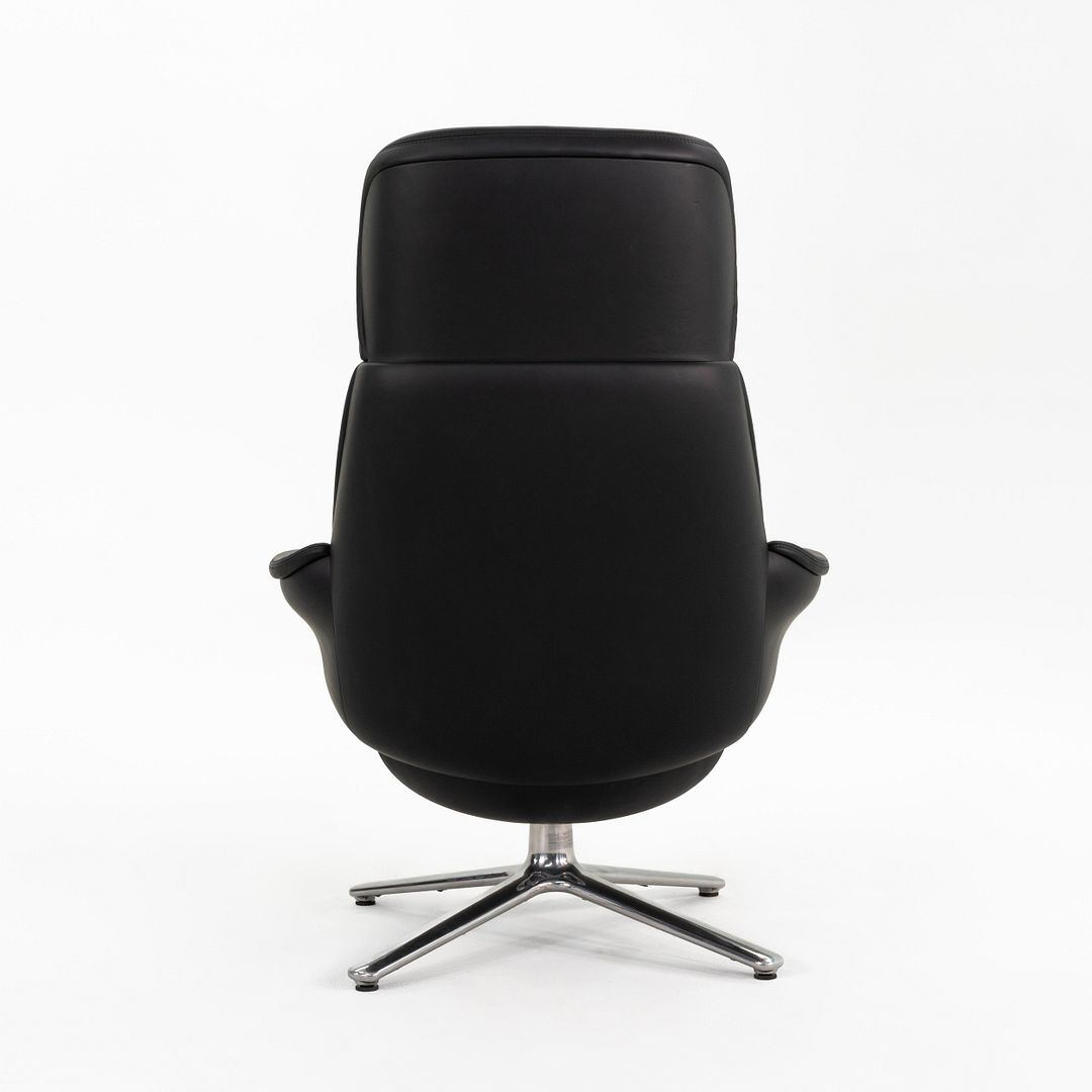 Diffrient Lounge Chair and Ottoman
