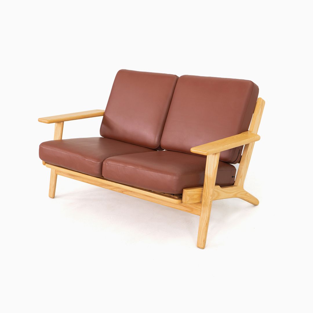 Model GE-290/2 Two Seat Sofa