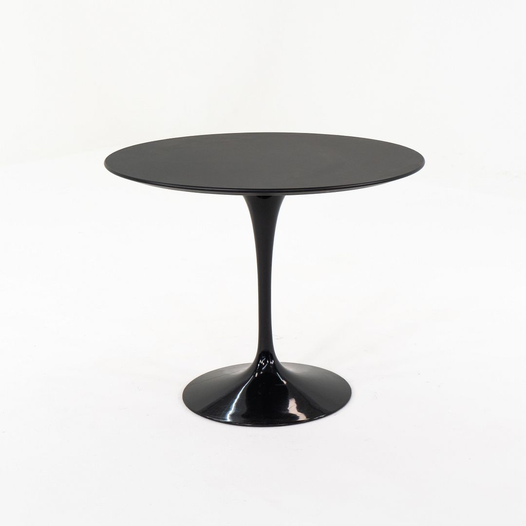 Tulip Dining Table