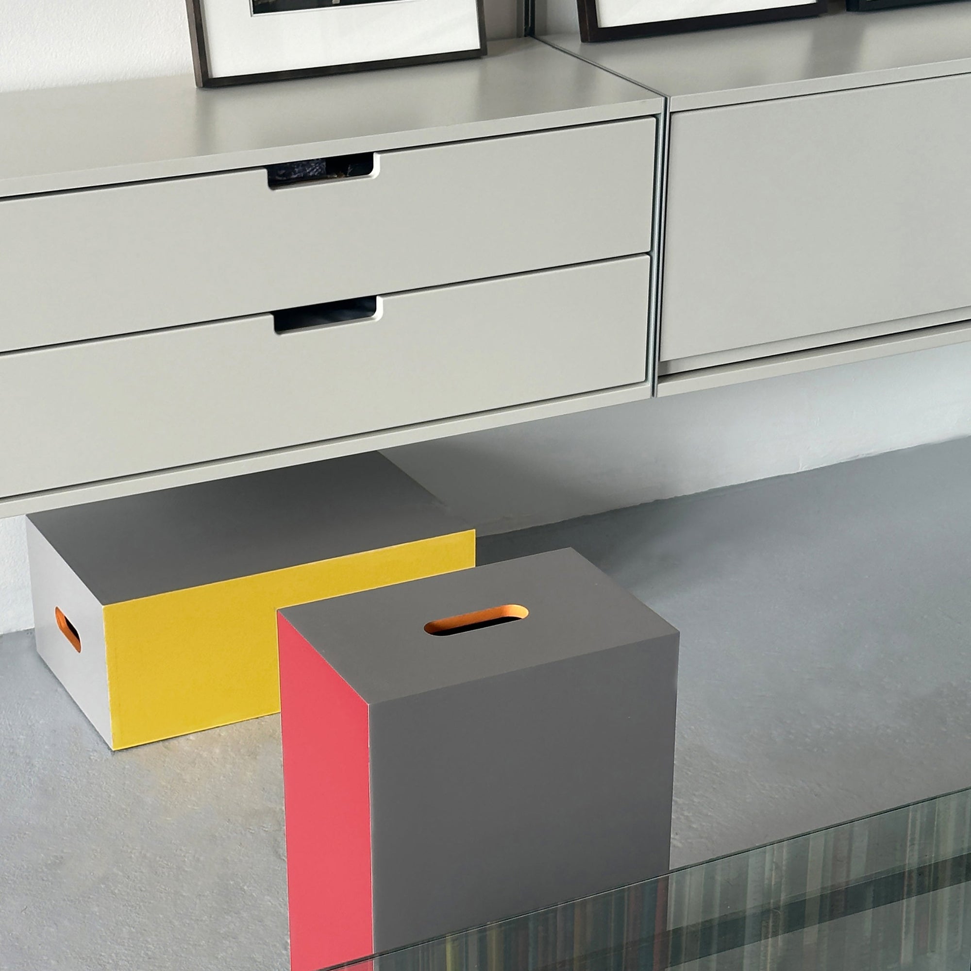 The Apple Box — AB06 red