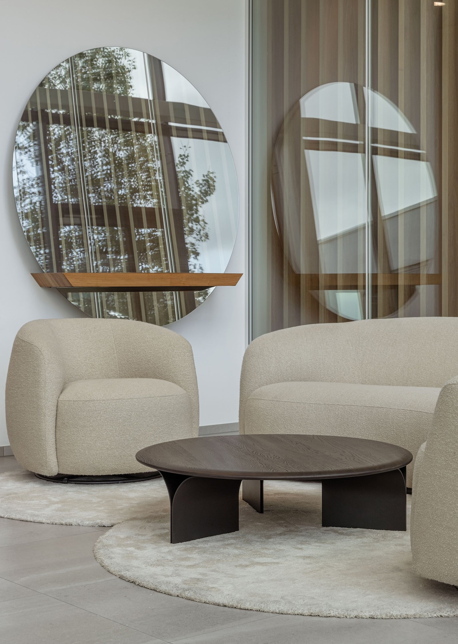 Olivo Lounge Chair