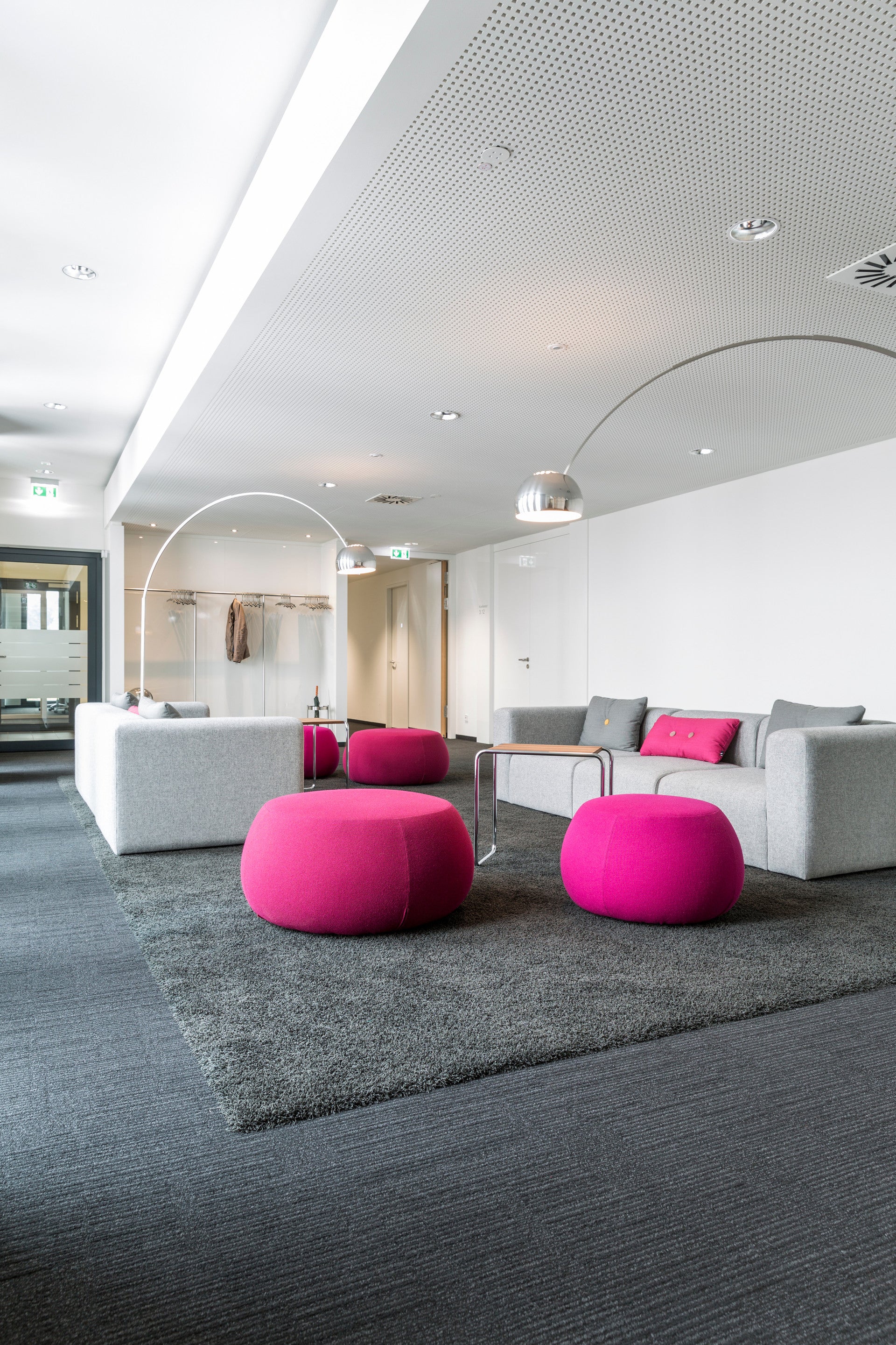 Pix Ottoman — Outdoor