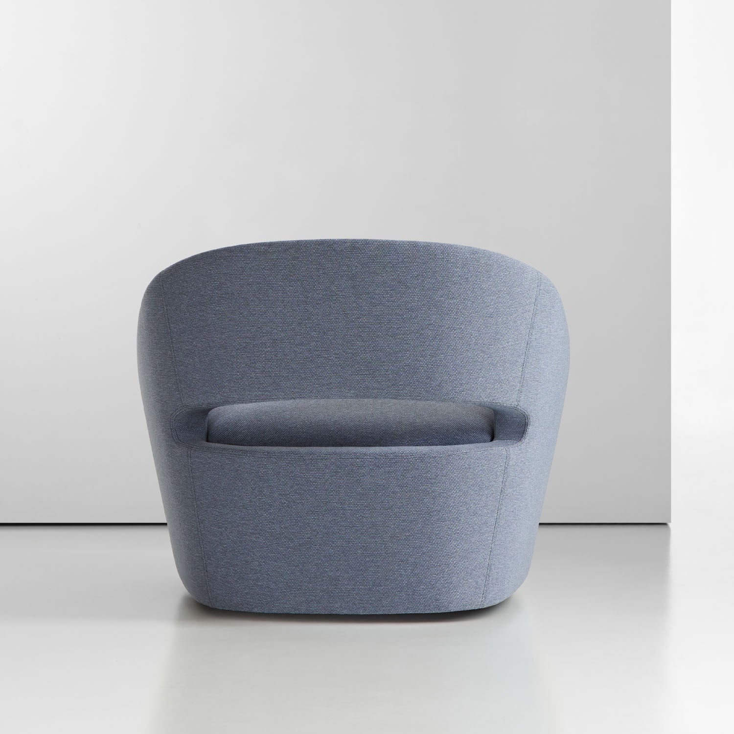 Astra Lounge Chair