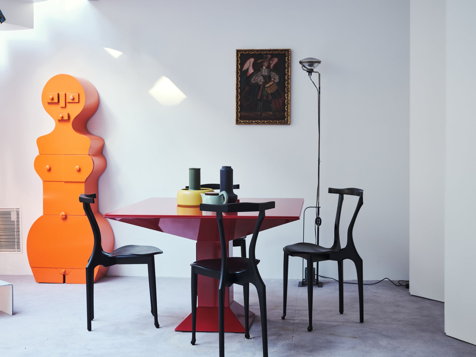 Mettsass Dining Table