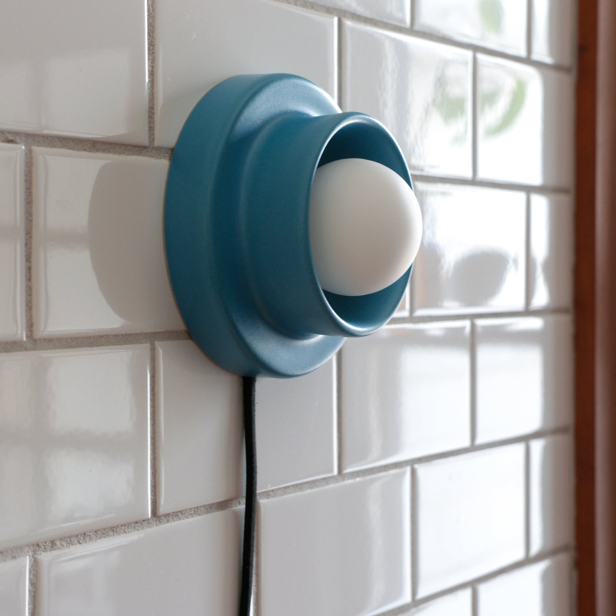Q Sconce Lamp