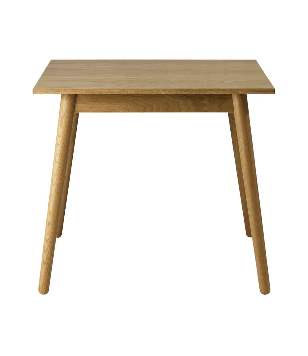 C35A Dining Table — Nature Lacquered Oak