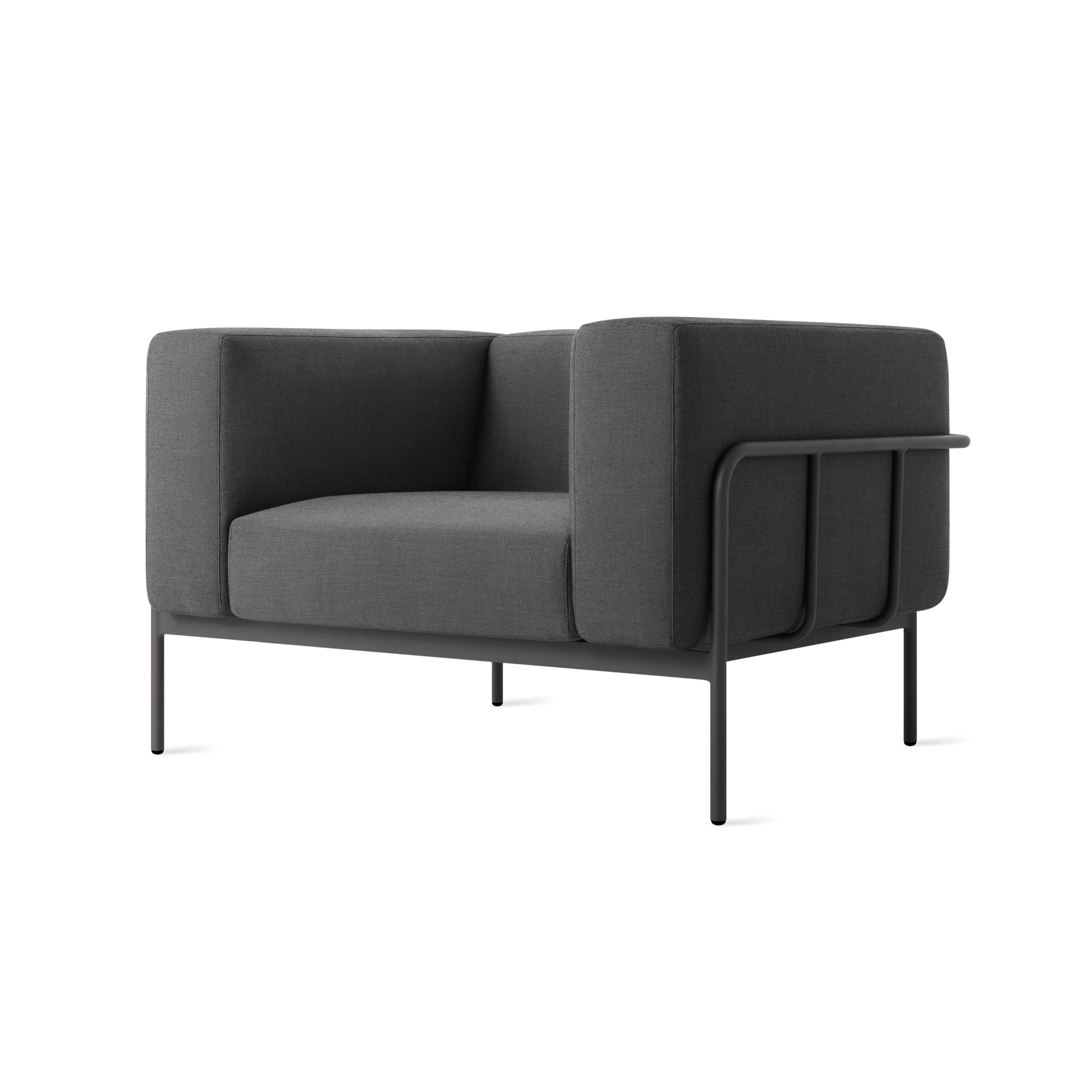 Cache Lounge Chair — Outdoor