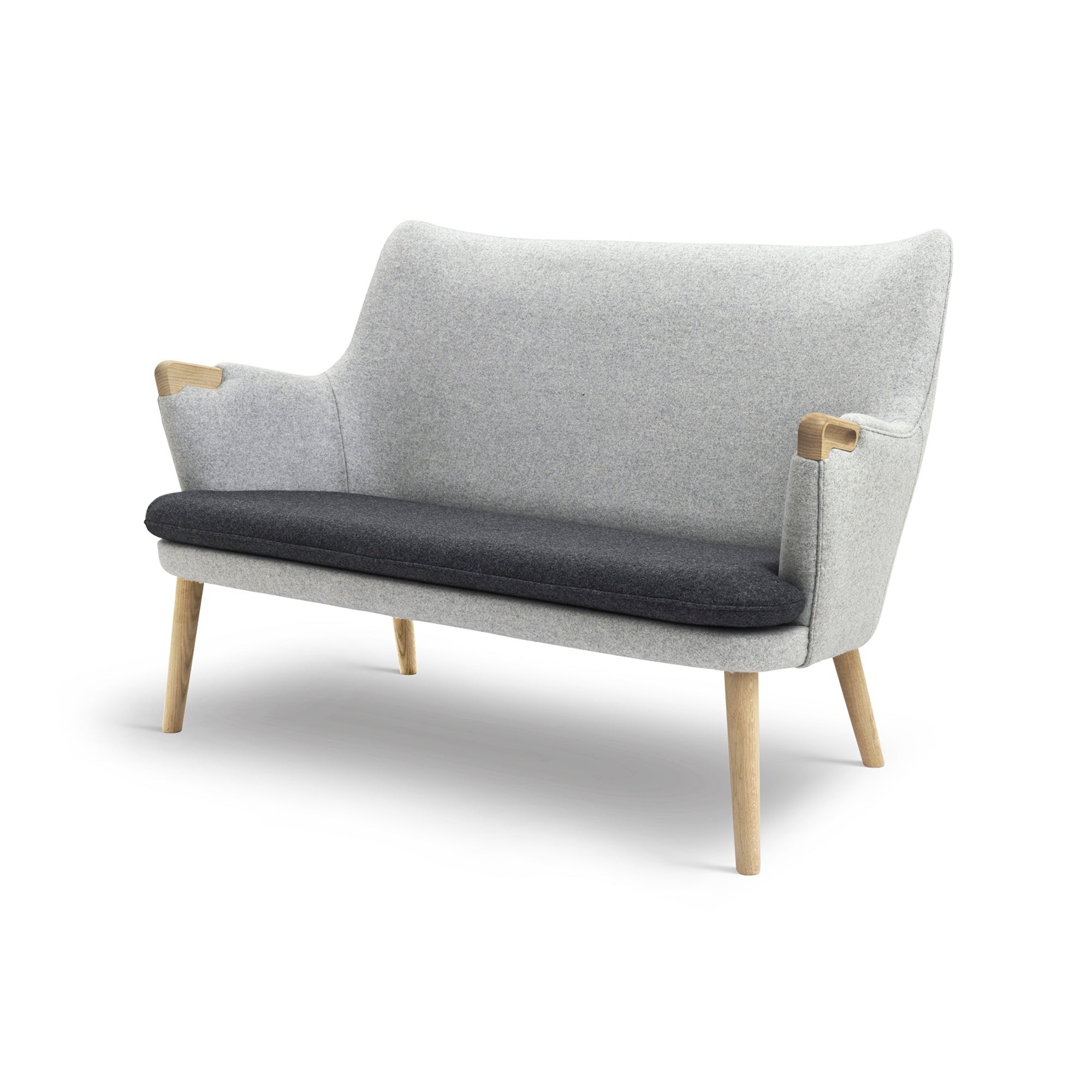 CH72 Sofa