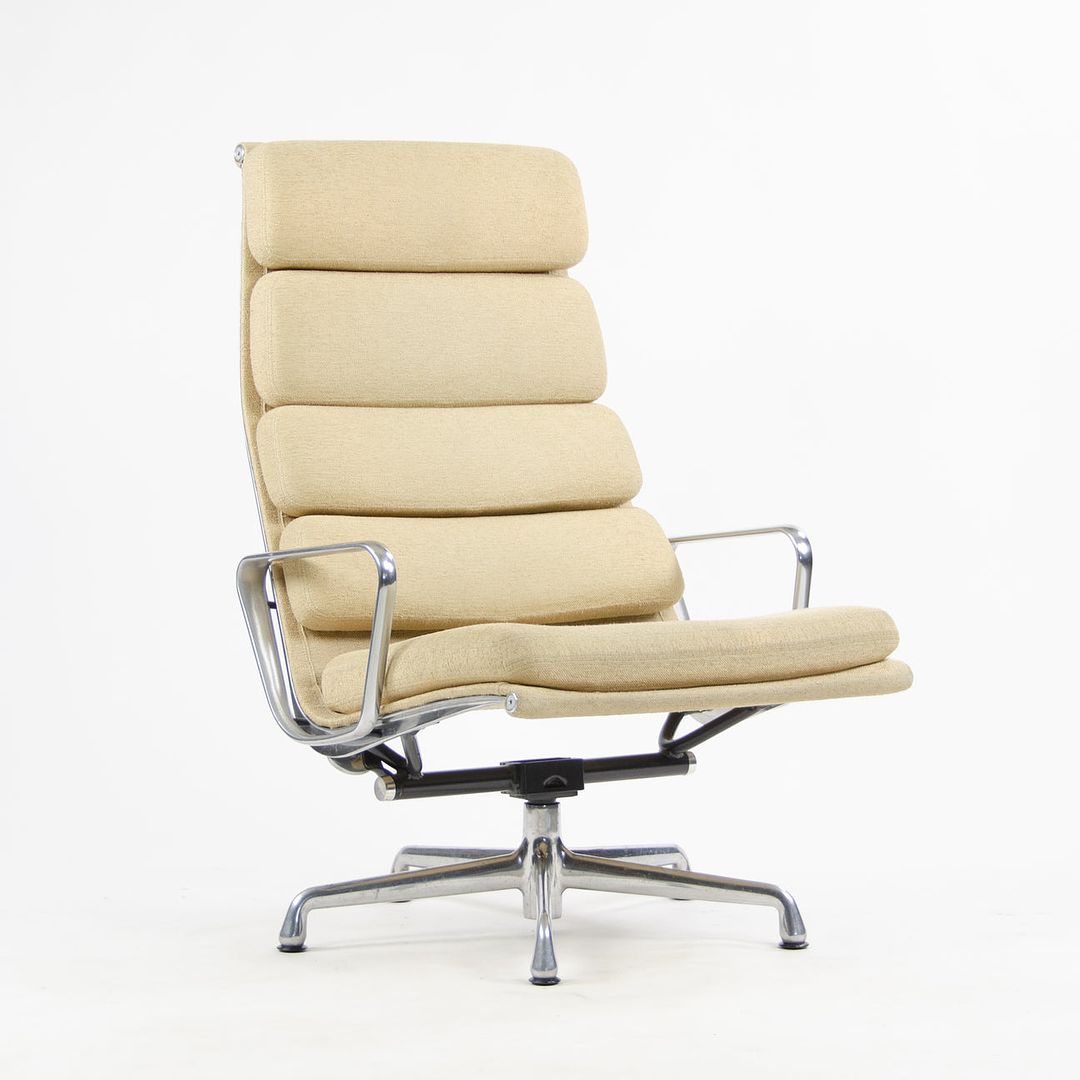 Eames Soft Pad Lounge Chair, Model EA438