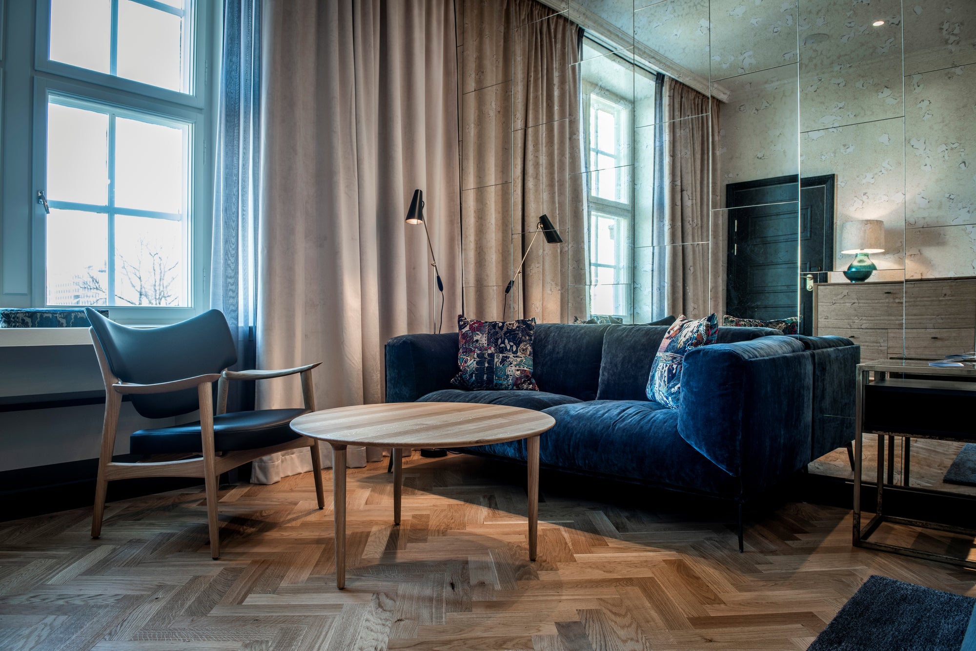 Evja Coffee Table