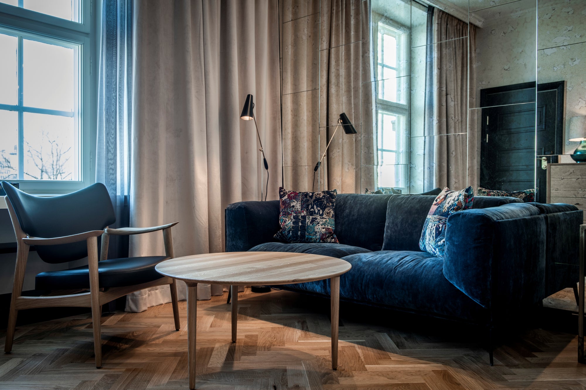 Veng Lounge Chair