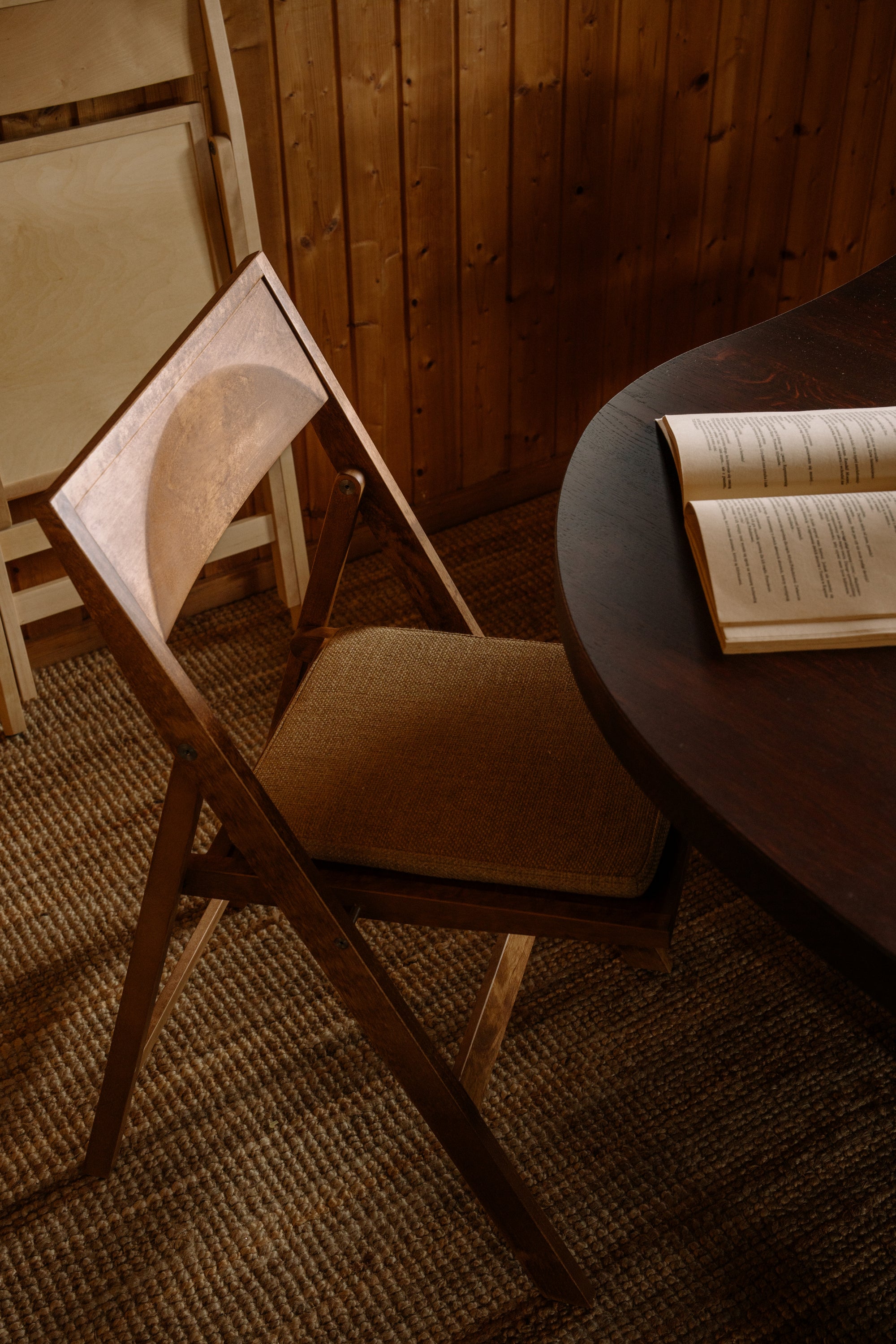 Folding Flat Chair