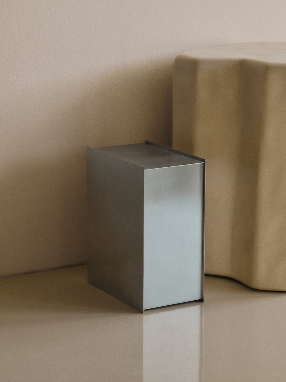 Sama Bin - Brushed Stainless Steel