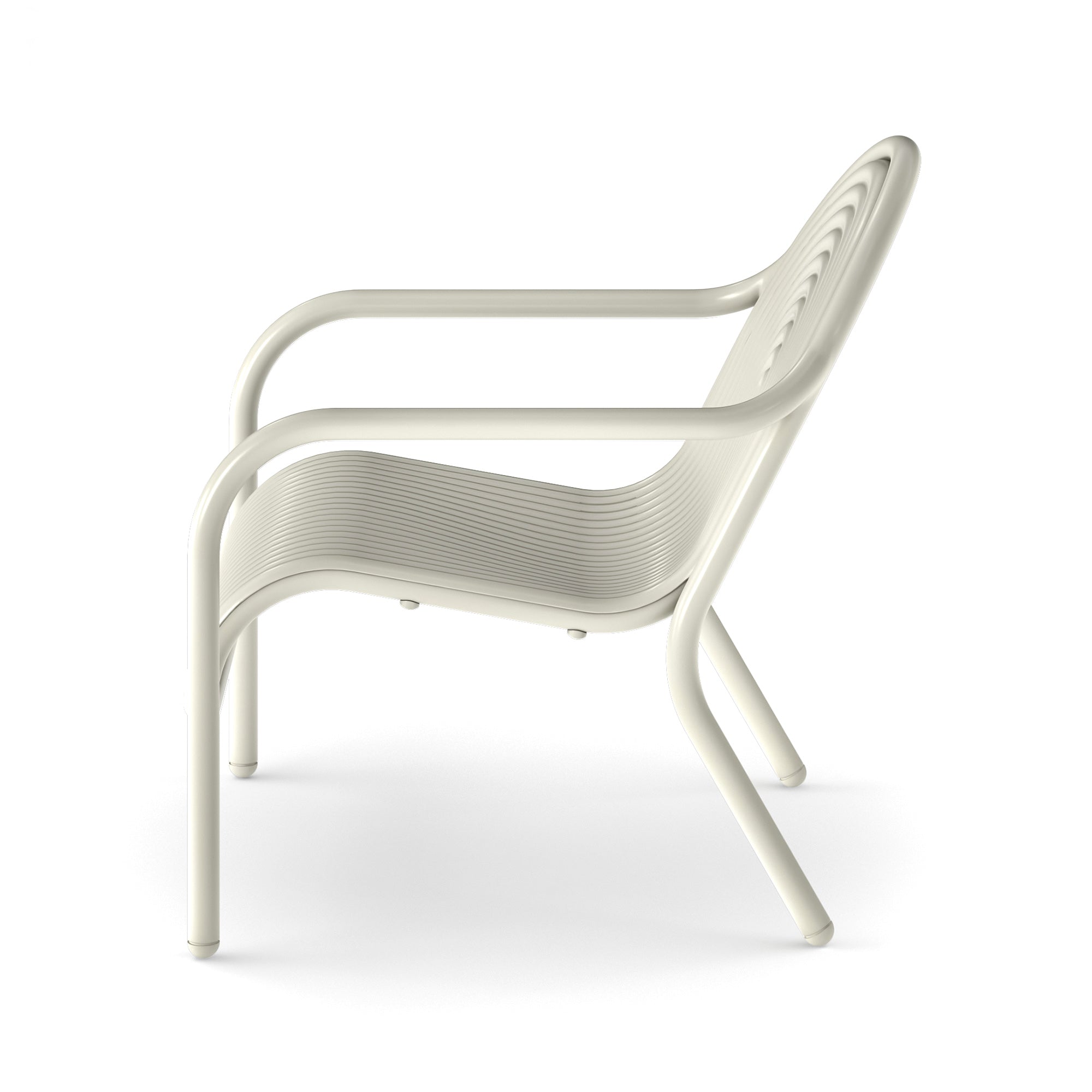 Groove Lounge Chair — Outdoor