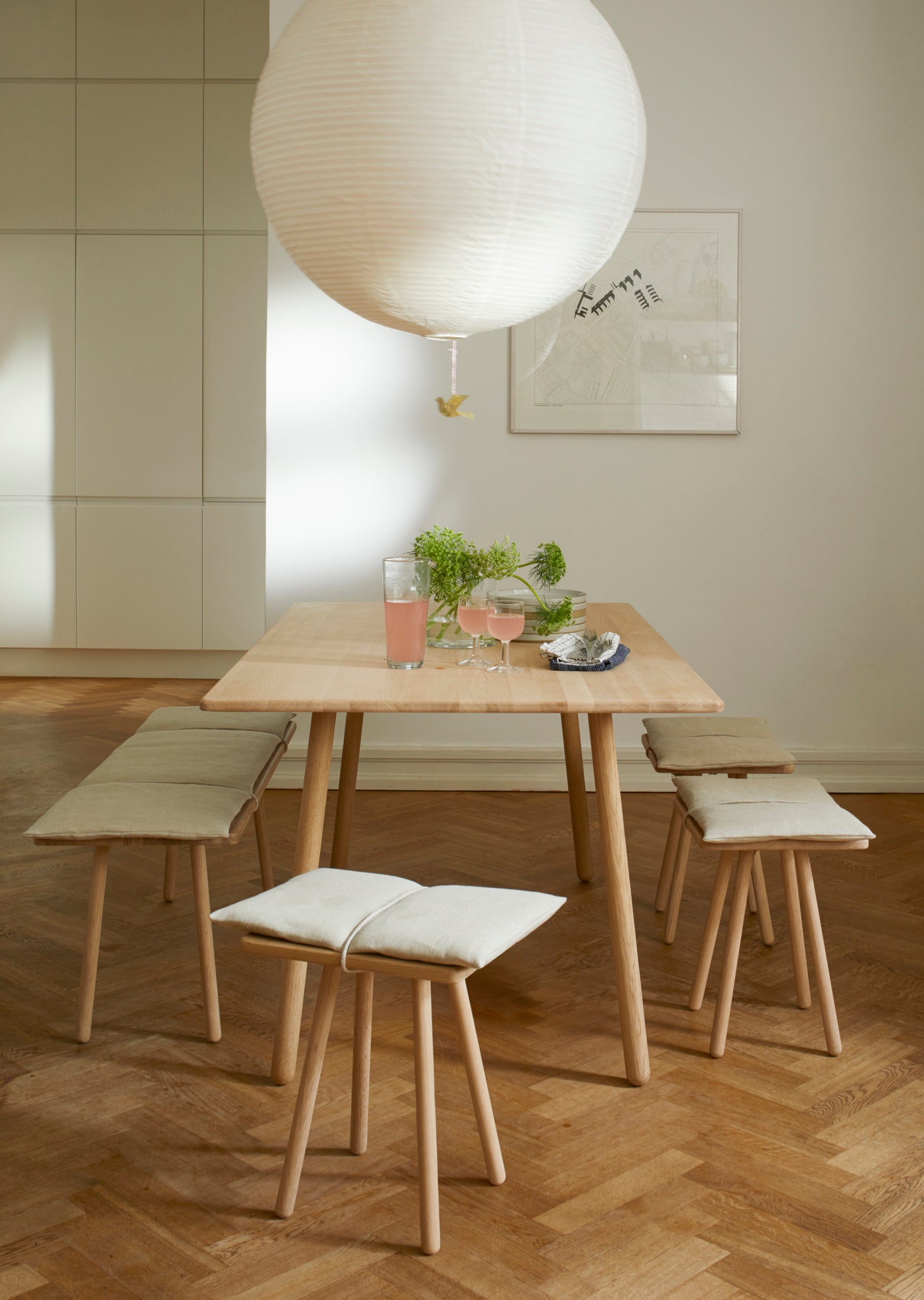 Georg Dining Table