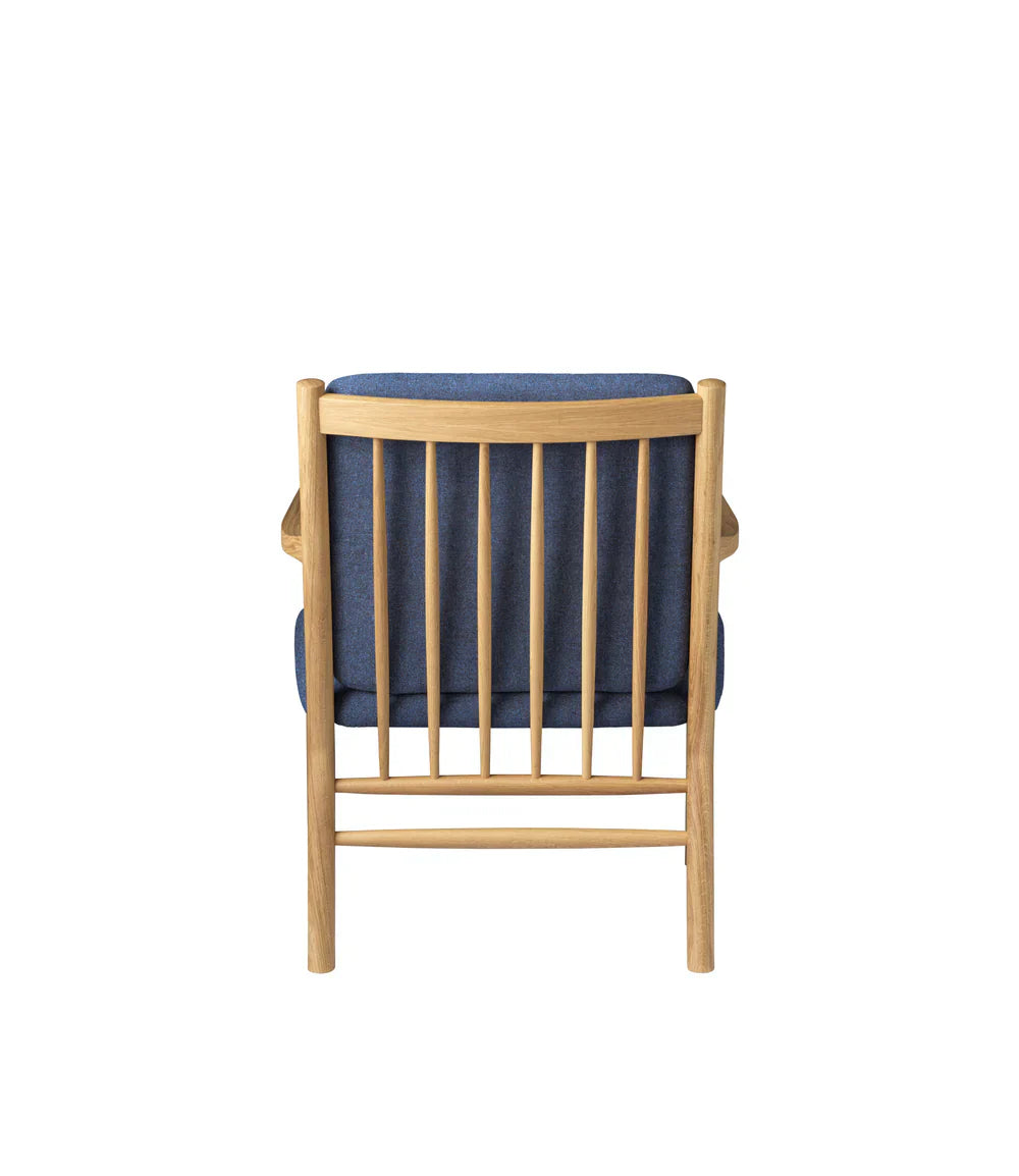 J147 Armchair — Nature Lacquered Oak/Dark Blue