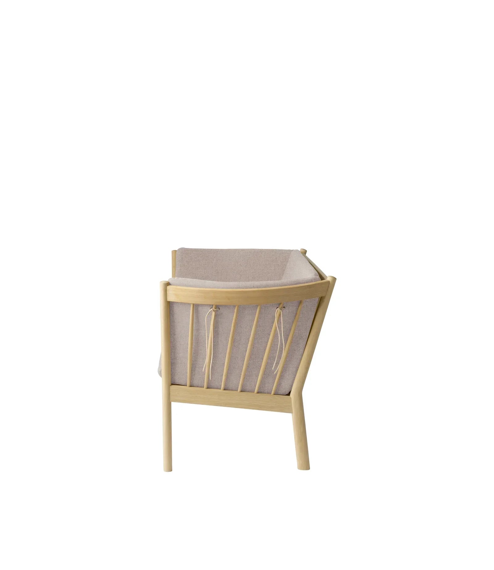 J148 2-Person Sofa — Nature Lacquered Oak/Light Grey