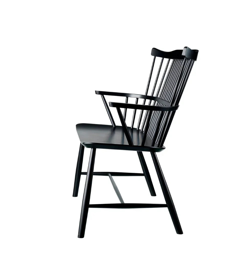J52D Bench — Jet Black Painted Beech