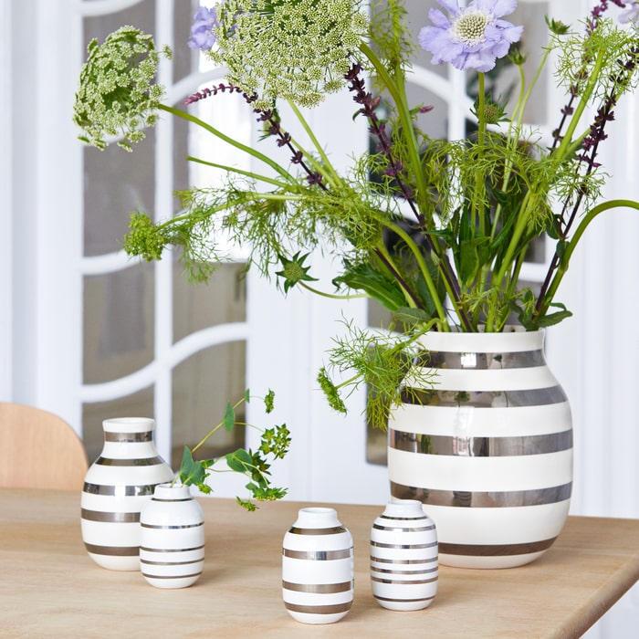 Kähler Omaggio Vase — Silver 7.9"
