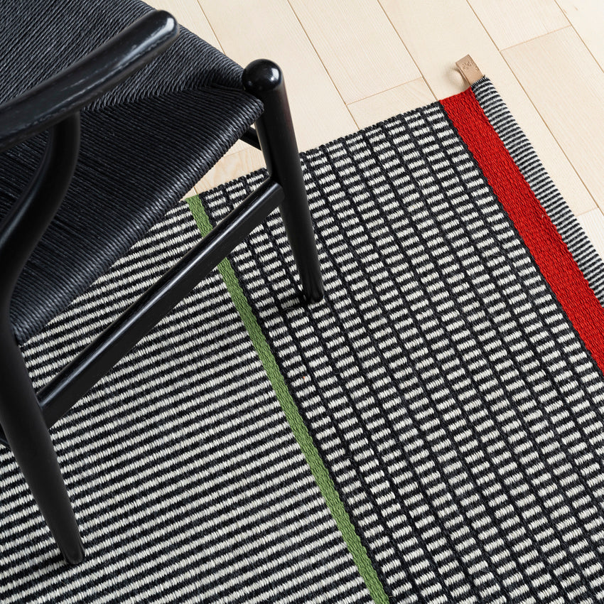 Broschyr Rug