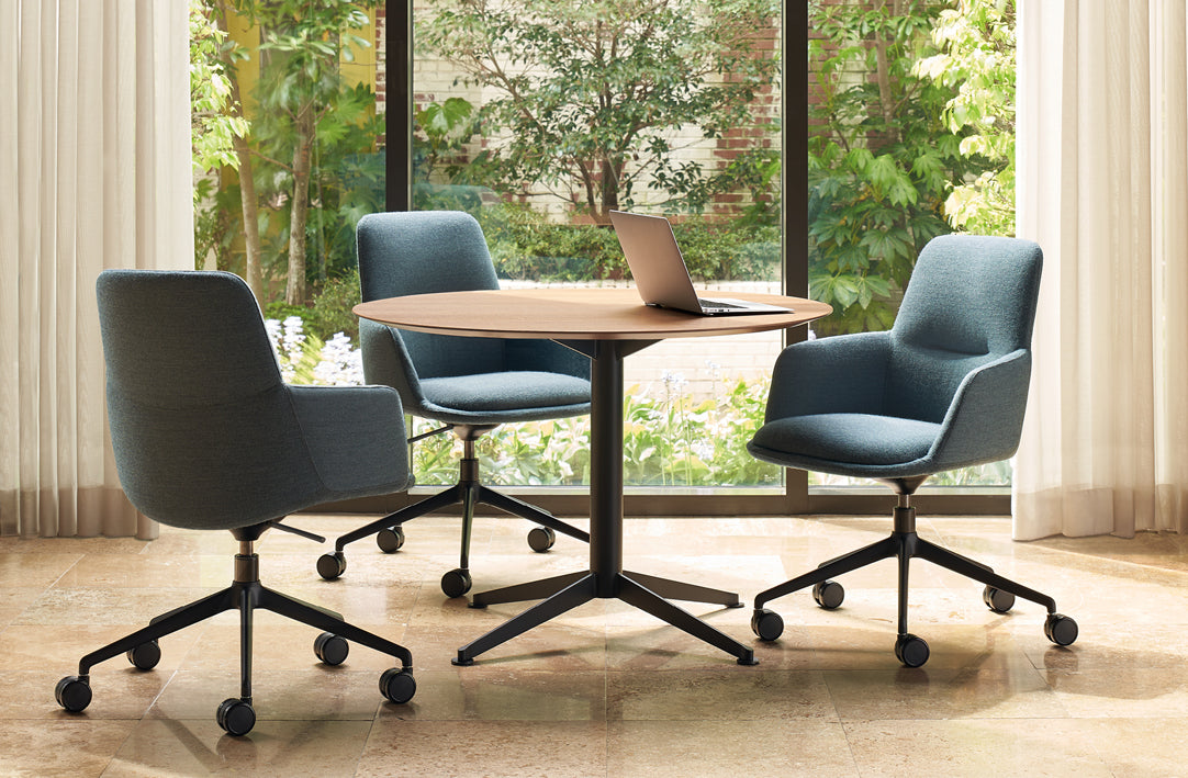 Kylo Swivel Chair — Mid-Back