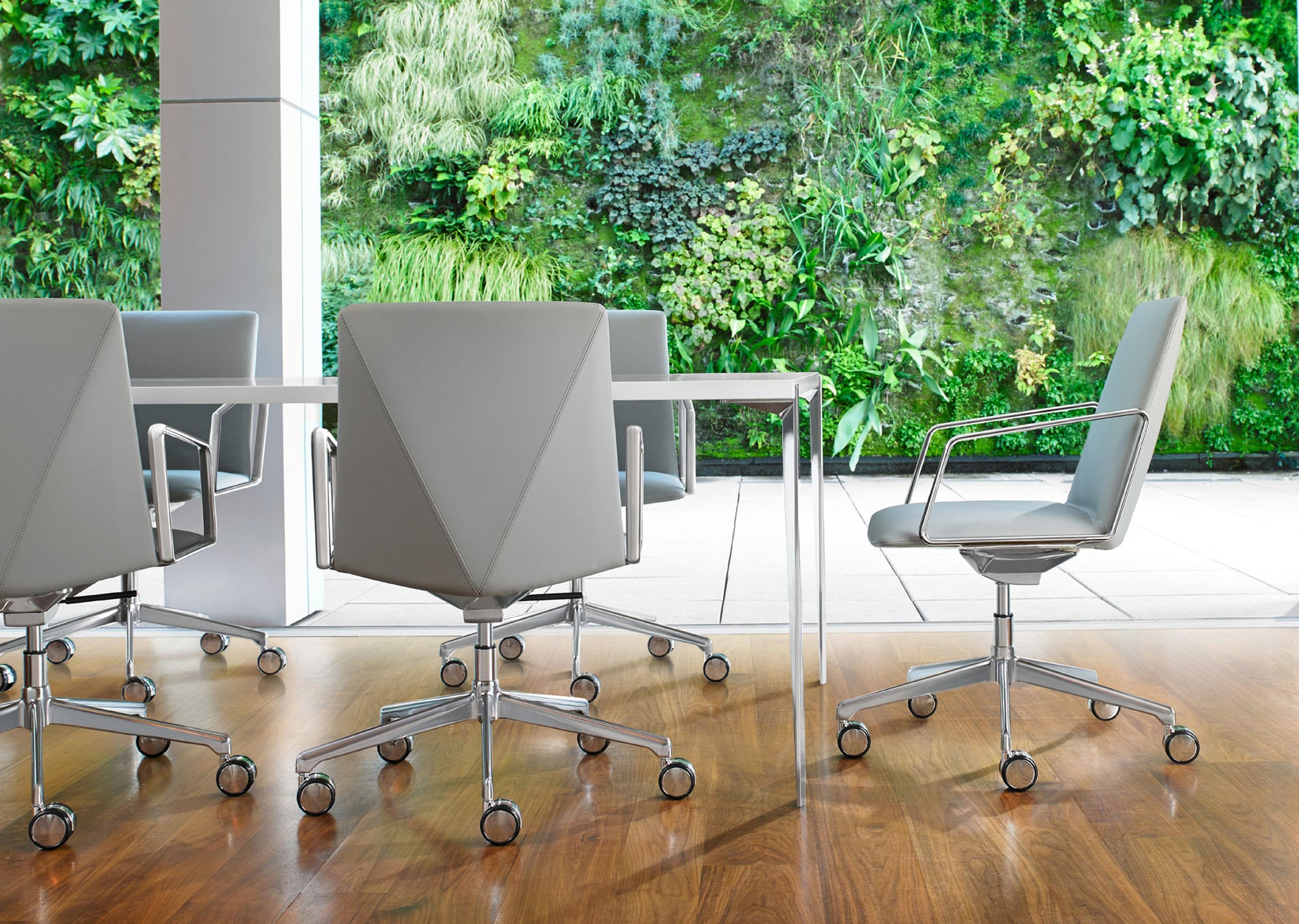 L.A.M. Swivel Armchair — Mid-Back