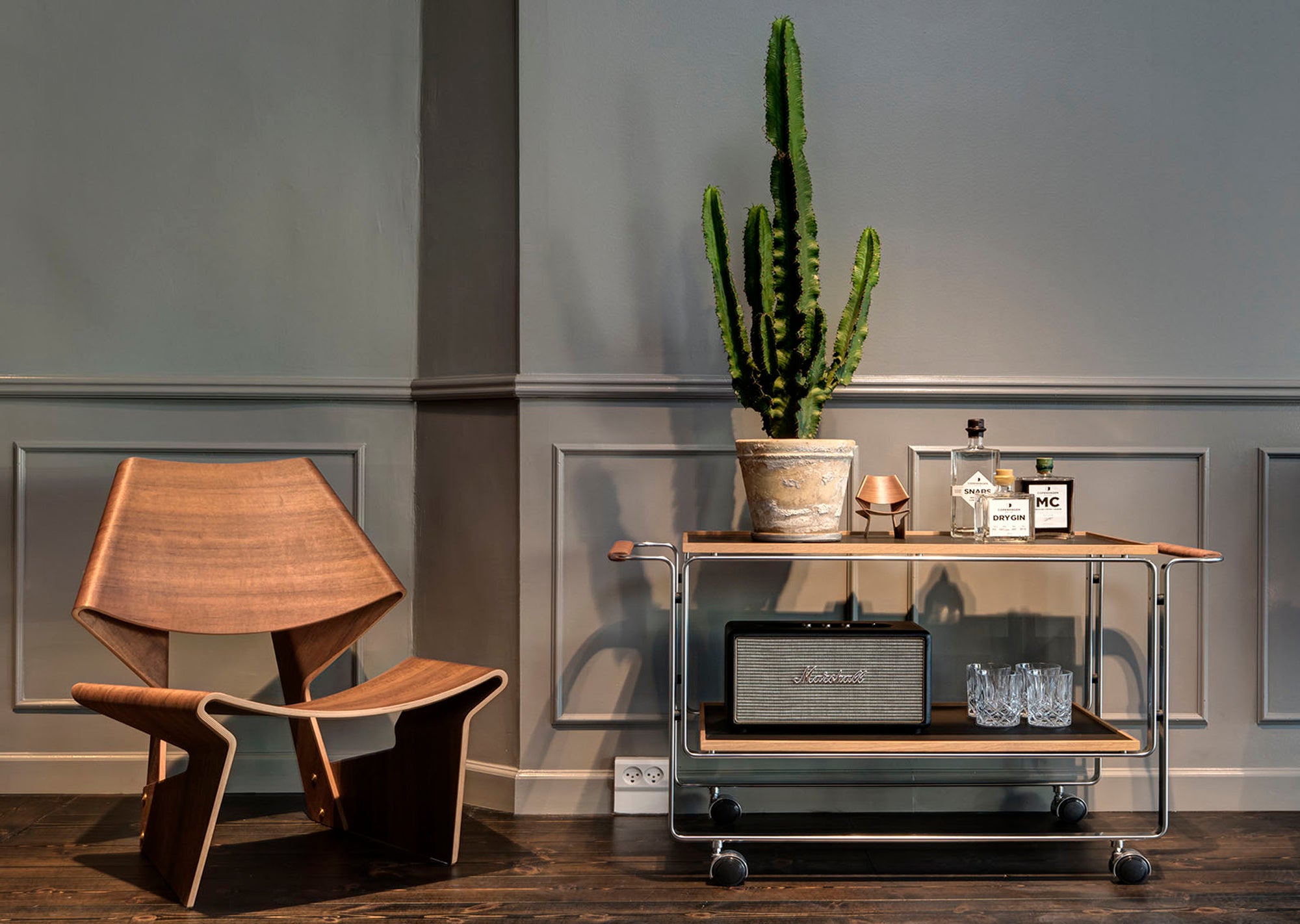 HB 128 Bar Cart
