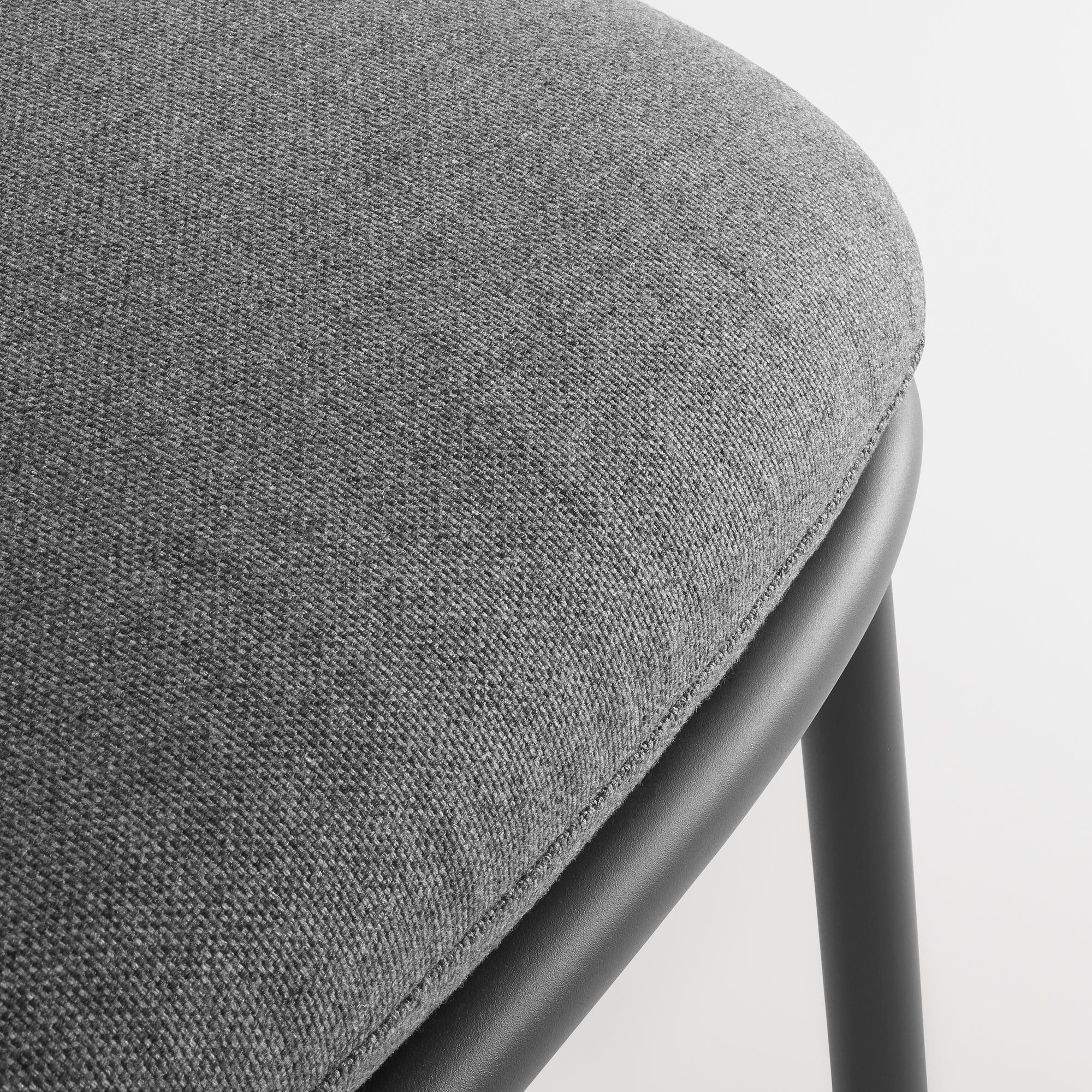 Mate Ottoman — Outdoor