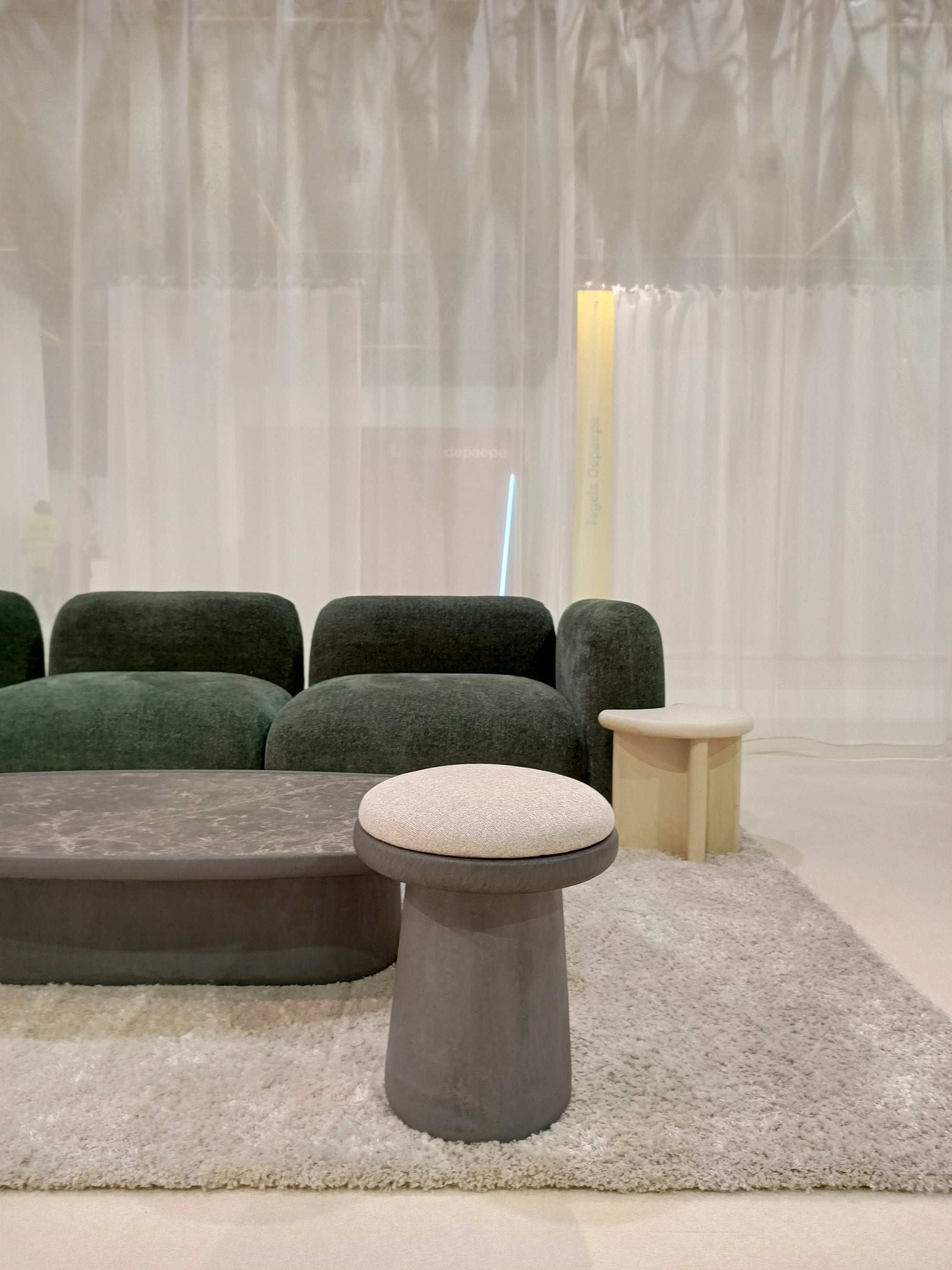 Maana Stool