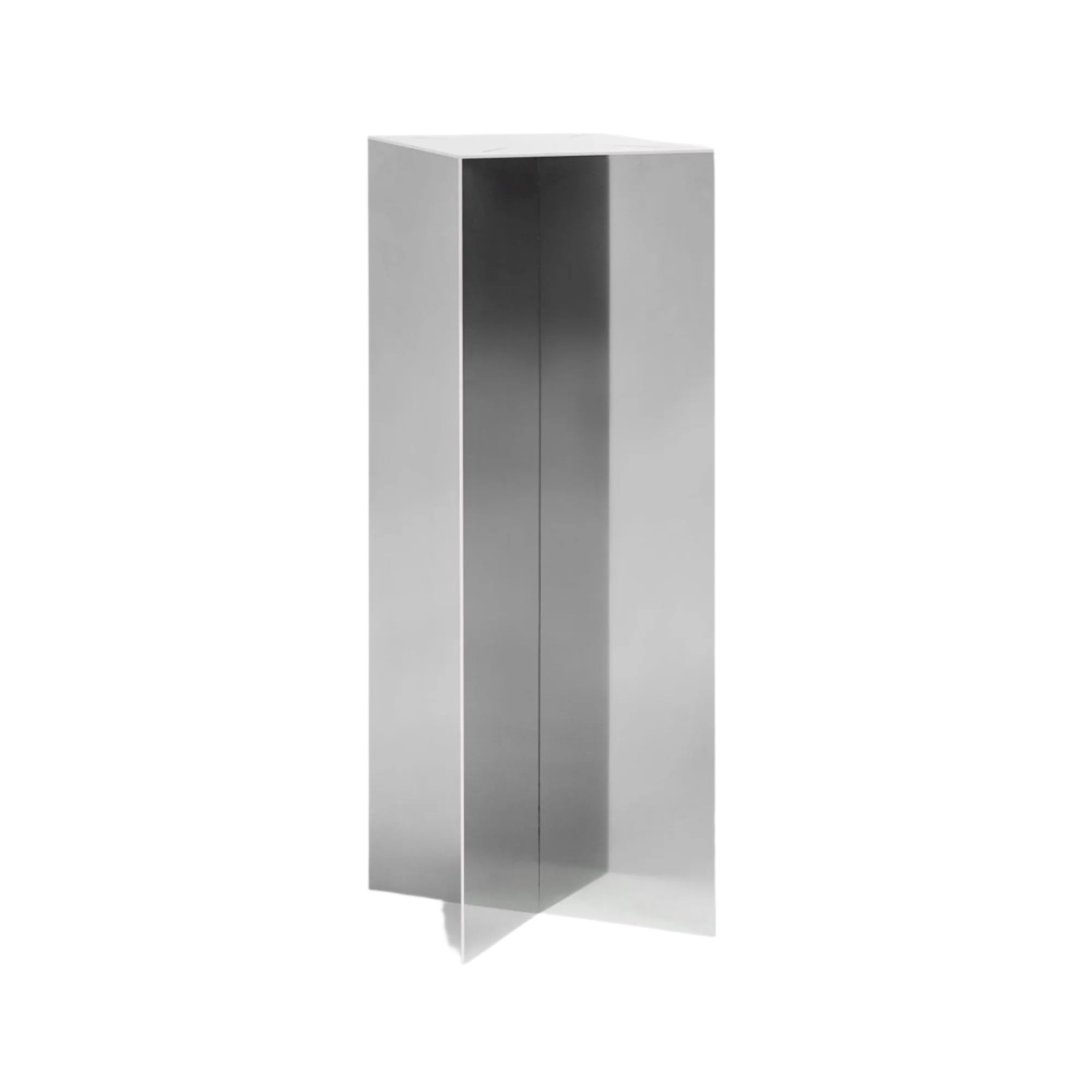 NM03 Podium