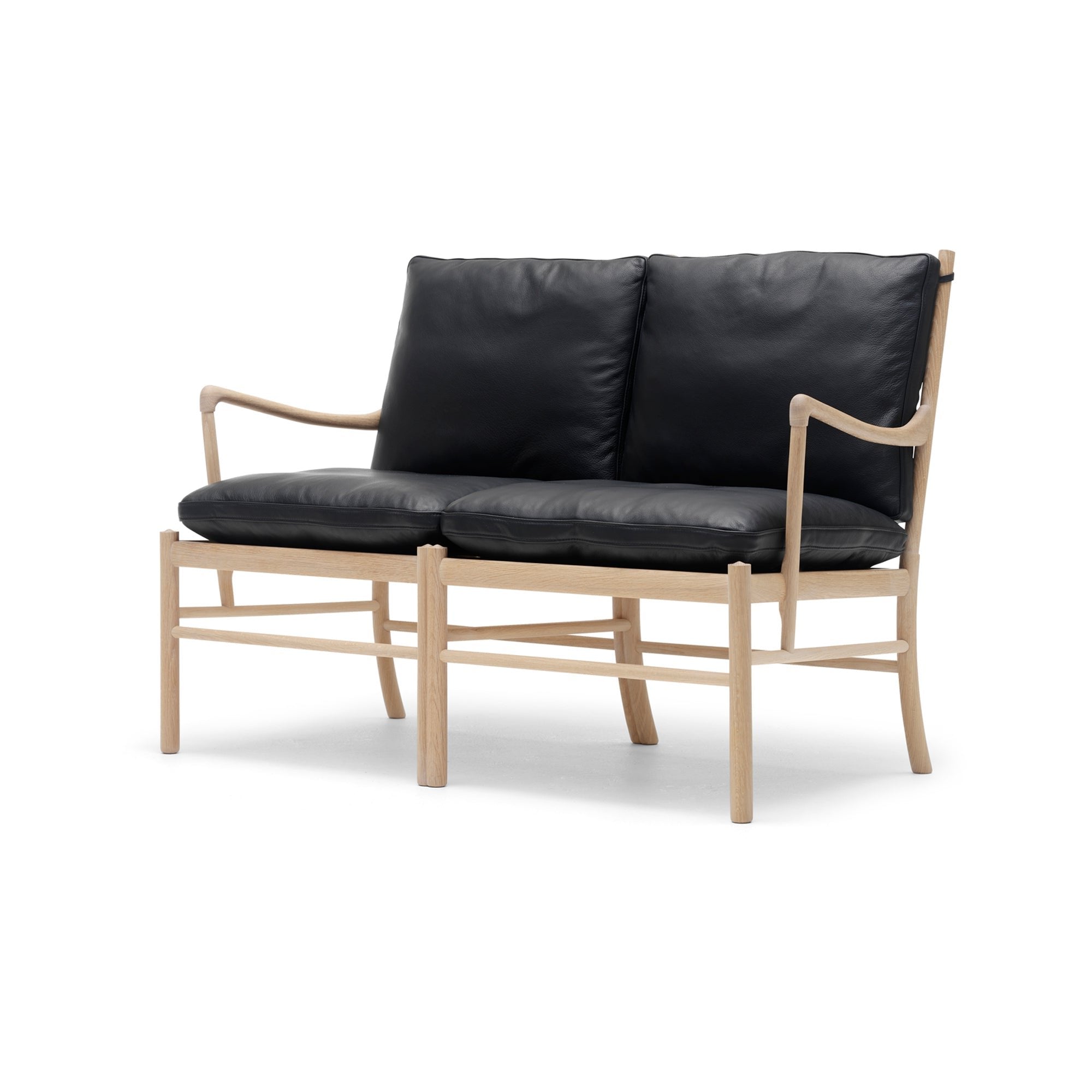OW149-2 Colonial Sofa